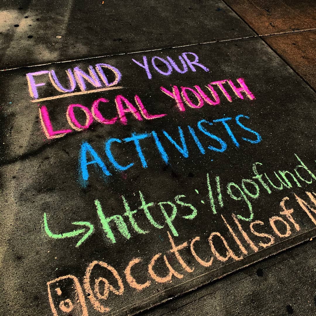 catcallsofict's tweet image. Fund your local youth activists. Chalk Back is a collective of youth activists fighting gender-based street harassment with chalk. We’re raising $10,000 to fund the work we’re doing. 

Donate here: gf.me/u/zatt8y retweet and share.

#FundYourLocalActivists #ChalkBack