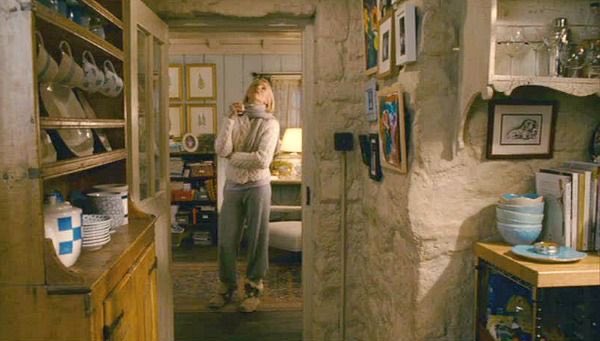 RT @LexyJPerez: Watching #TheHoliday and now realizing Cameron Diaz summed up my day-to-day life this year https://t.co/KCrkfLQcLH