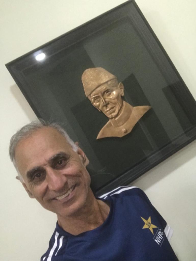 Atiq160Test's tweet photo. Happy birthday to Muhammad Ali Jinah.
Also Happy birthday to NHPC Jinnah @URashidofficial 😅🤣😂😅🤣😂 https://t.co/2sADEU0r30
