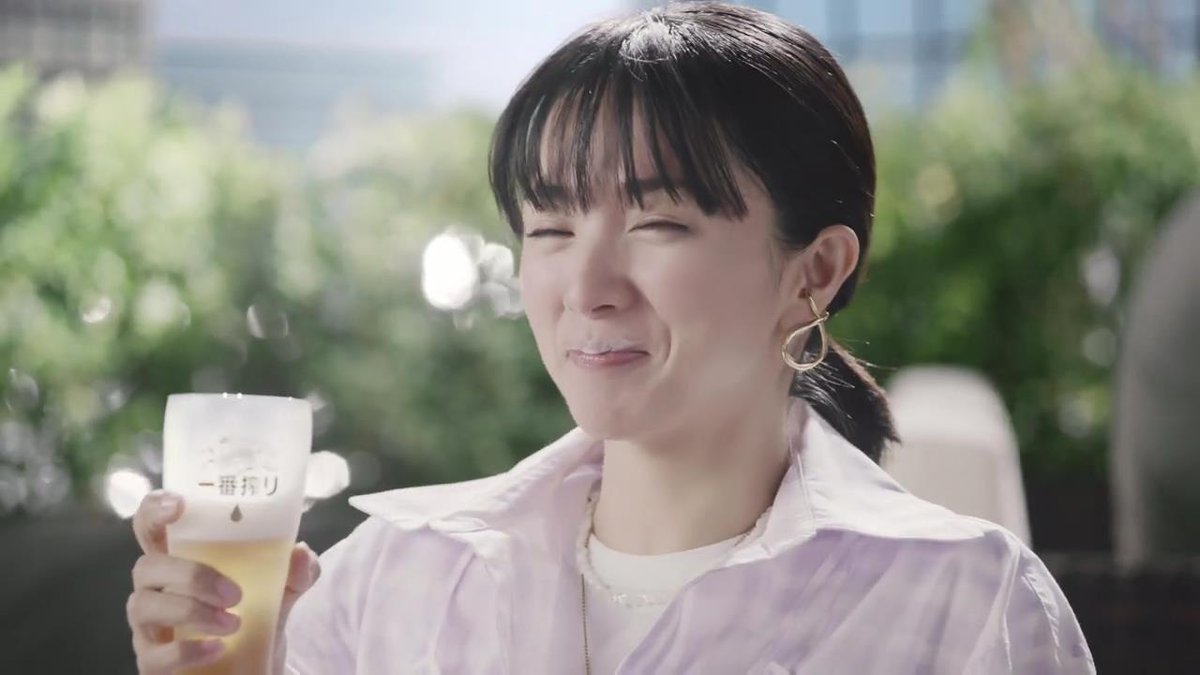 石田ゆりこさん、満島ひかりさん着用　ベルベット 石田ゆりこさん、満島ひかりさん着用ベルベット
