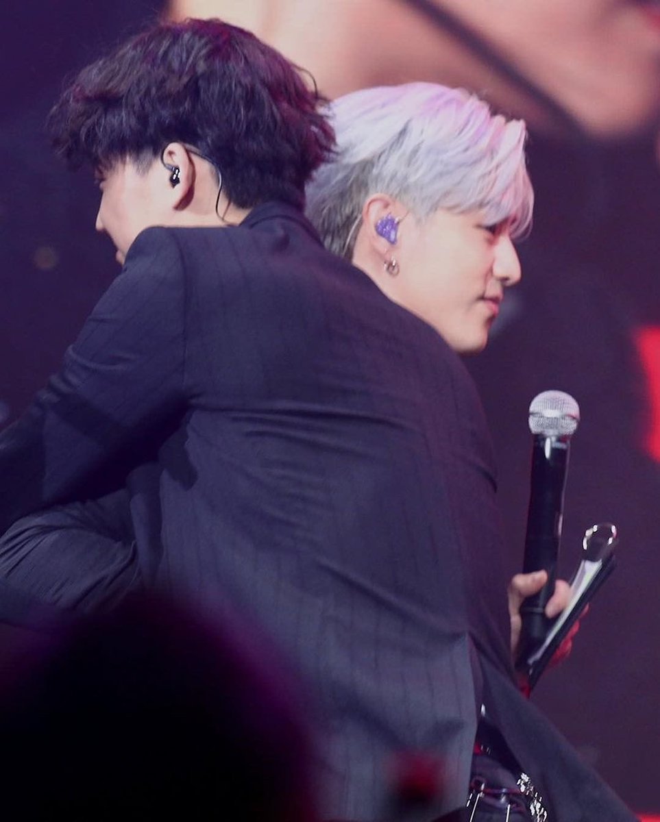 “who in got7” but it’s actually mark and jaebeom ; a 