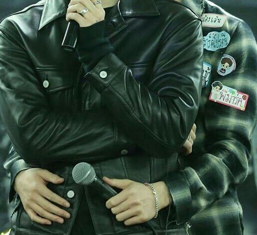 “who in got7” but it’s actually mark and jaebeom ; a 