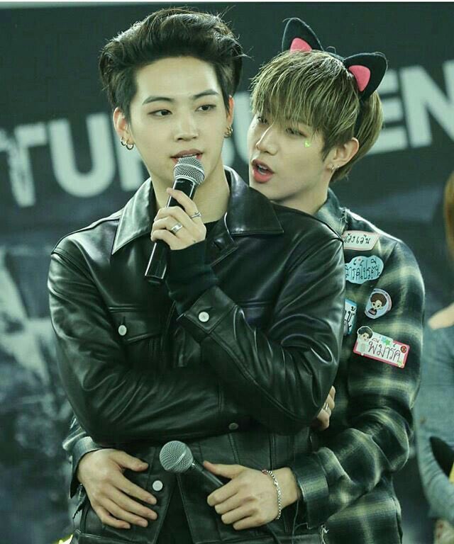 “who in got7” but it’s actually mark and jaebeom ; a 