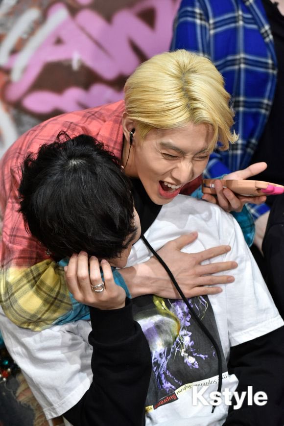 “who in got7” but it’s actually mark and jaebeom ; a 