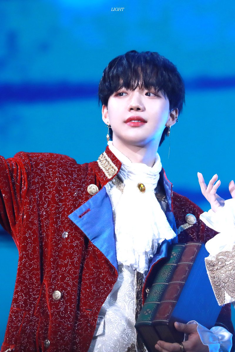 𝙇𝙄𝙂𝙃𝙏🌙 tweet media