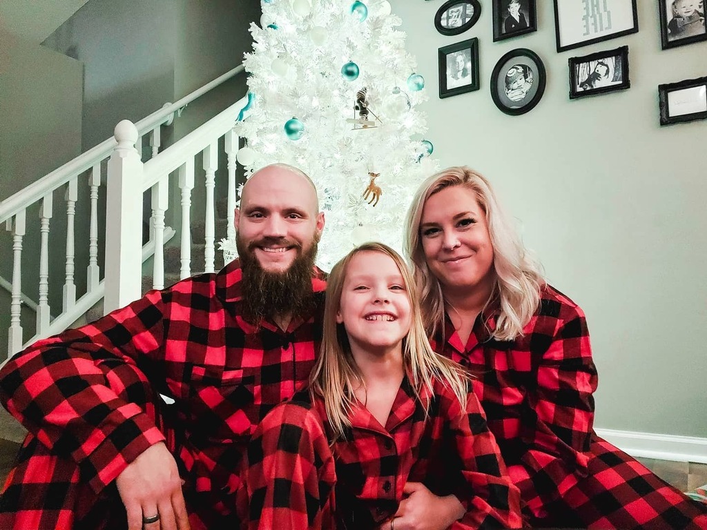 BrePeaBlog's tweet image. Merry Christmas Eve from the Paulsons❤ 

#christmasinflorida #christmasfun #christmas2020 #christmascheer #christmaseve #christmasmagic