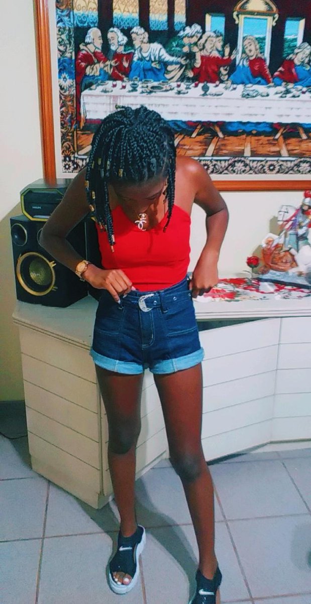 hianinha_'s tweet photo. Feliz Natal e afins❤ https://t.co/oOZscomf90