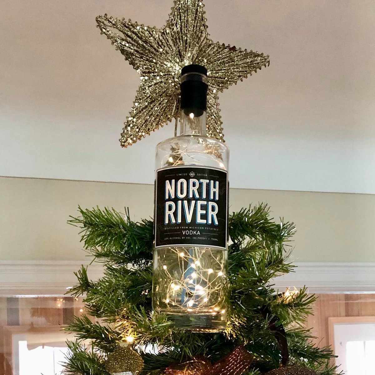 May your drinks be merry and bright. We hope you have a Merry Christmas, a happy new year and a wonderful holiday season.