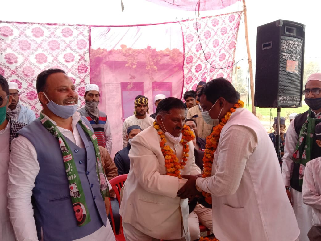 AIMIM Bihar (@aimimbihar2) on Twitter photo Dr. Nayyar Kazmi has been nominated by Barrister <a href="/asadowaisi/">Asaduddin Owaisi</a> as Uttarakhand State President. Recently, <a href="/DrNayyerkazmi1/">Dr Nayyer kazmi</a> also welcomed two-time former MP Dr. Bhagwandas Rathore to AIMIM. Dr. Nayyar Kazmi has been nominated by Barrister <a href="/asadowaisi/">Asaduddin Owaisi</a> as Uttarakhand State President. Recently, <a href="/DrNayyerkazmi1/">Dr Nayyer kazmi</a> also welcomed two-time former MP Dr. Bhagwandas Rathore to AIMIM.