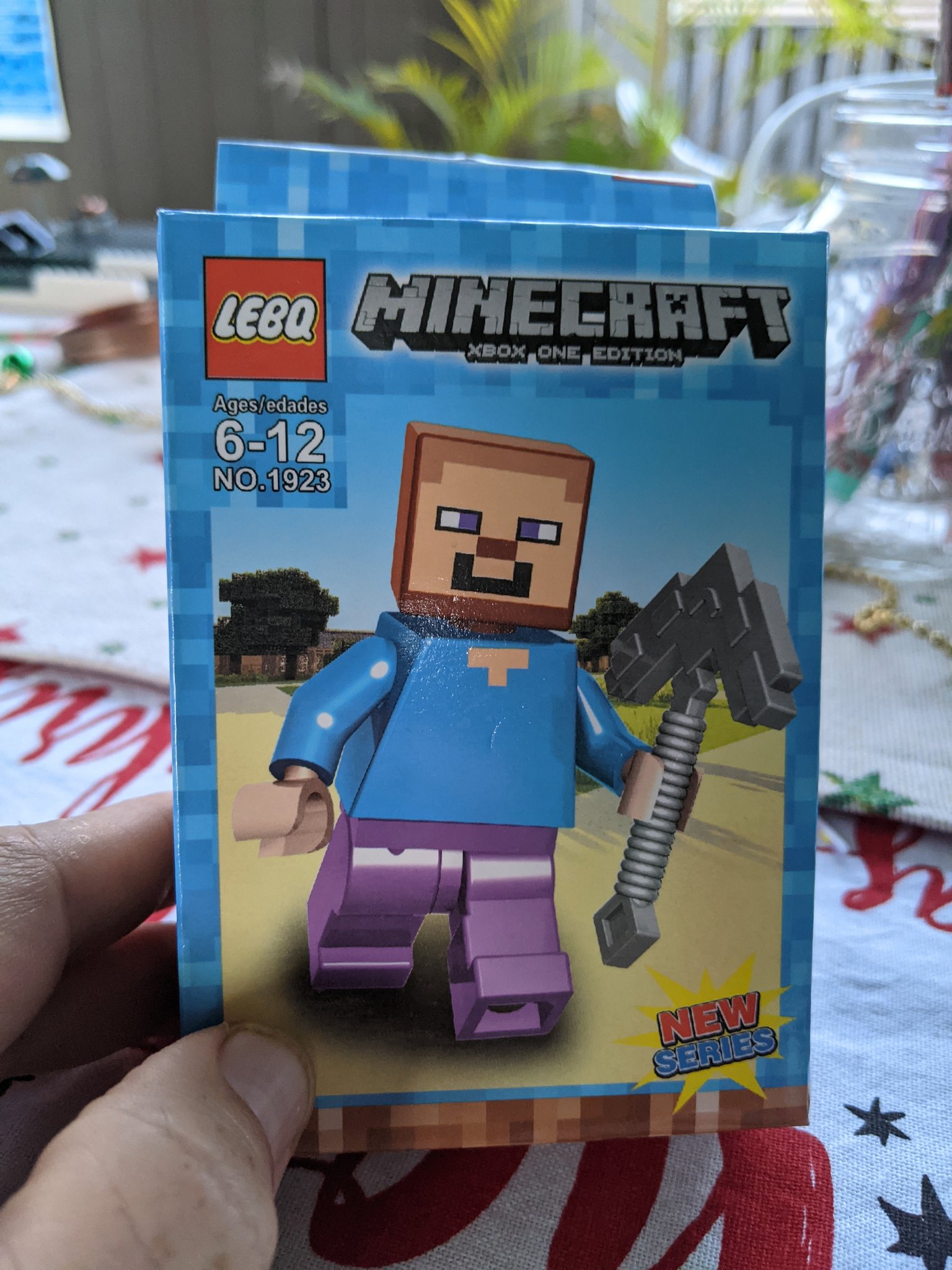 Fake lego best sale minecraft