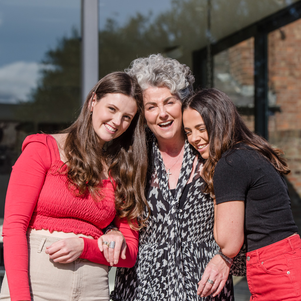 Wishing you a very Merry Christmas, from my family to yours. 💛