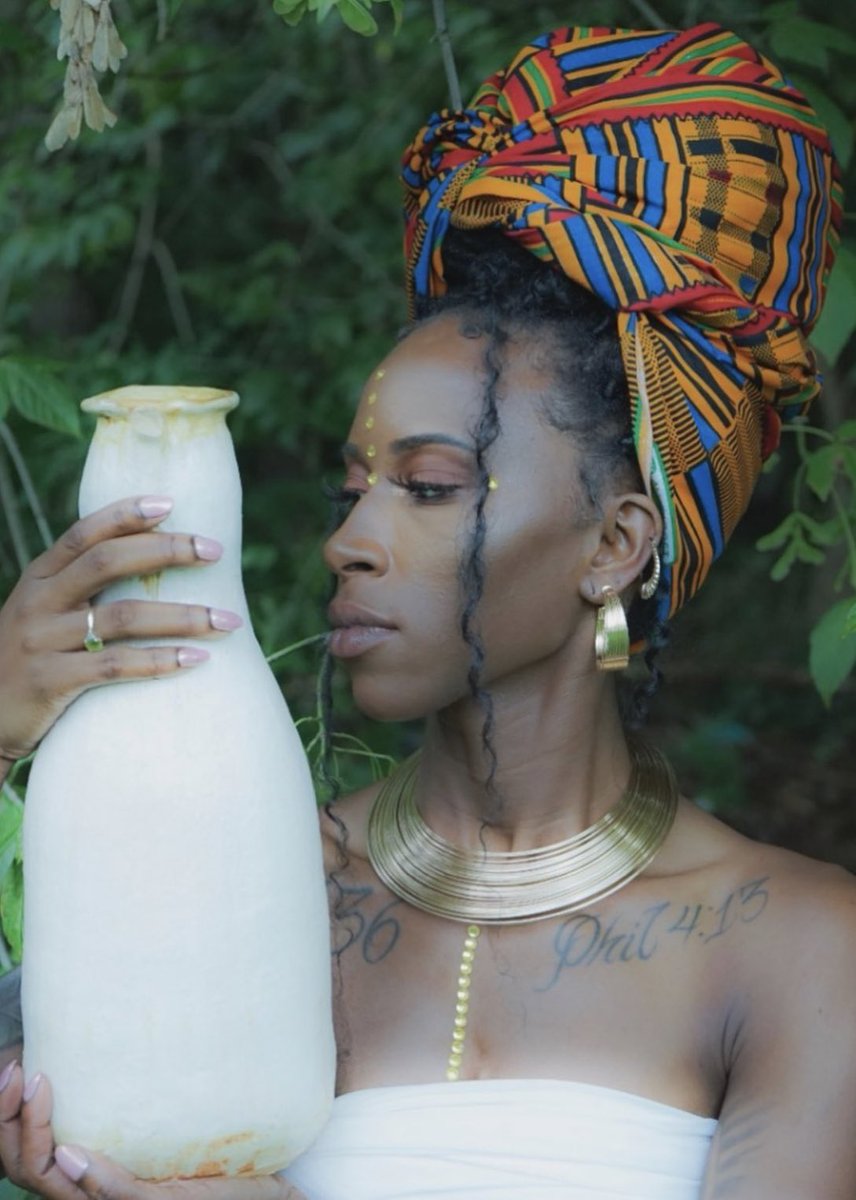 saharaheadwraps's tweet image. A simple retweet goes a long way 🤍 #SupportSmallBusinesses