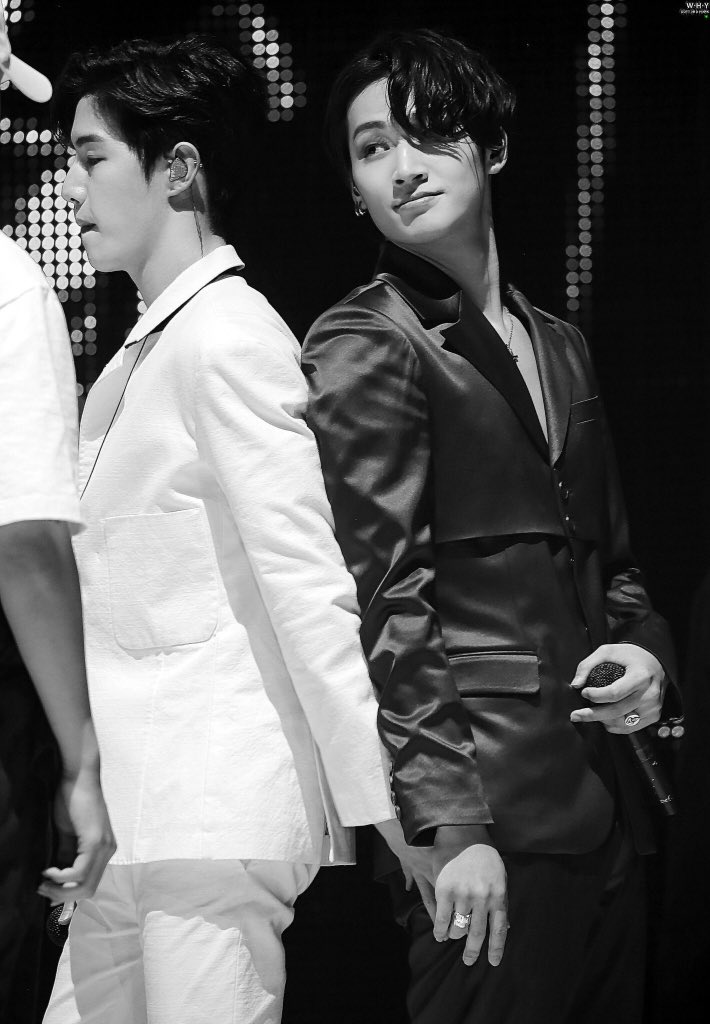 “who in got7” but it’s actually mark and jaebeom ; a 