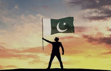 پس ہم سب پر یہ لازم ہے کہ ہم اس کی حفاظت کریں، اسے بہتر سے بہتر بنانے میں اپنا اپنا کردار ادا کریں۔انقلاب مجھ سے اور آپ سے شروع ہو گا اس کے لئے کوئی جادو کی چھڑی نہیں بنی ۔۔۔ #PakistanZindabad 