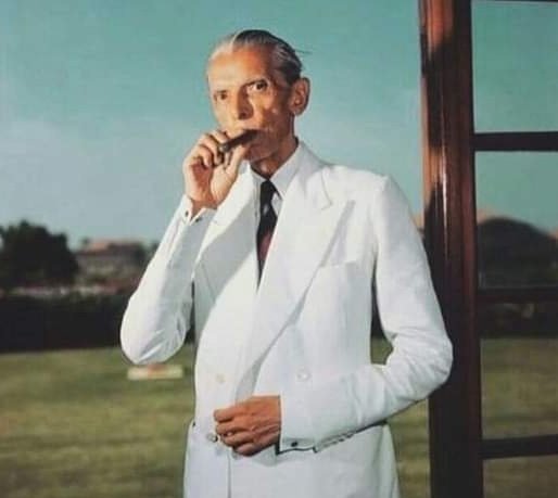 WritesAa's tweet photo. "My message to you all is of Hope, Courage, and Confidence."

•Muhammad Ali Jinnah•
#25December 💫♥ https://t.co/Jwf4avfhZv