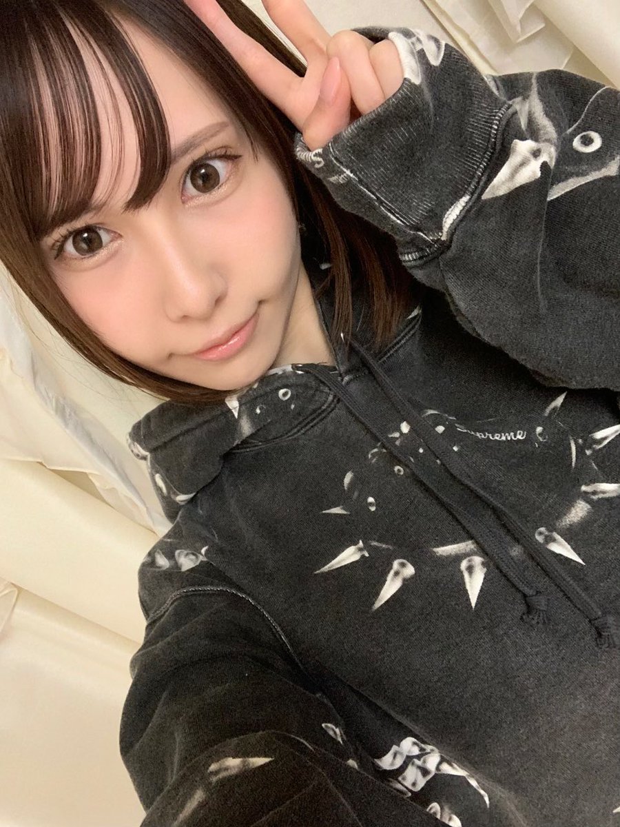 令和れい クリスマス なんて いらないくらい 日々が非リアのかたまり 令和れい クリスマス なんて いらないくらい 日々が非リアのかたまり