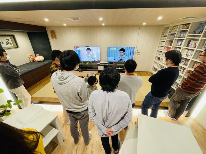 有野課長と呼ばれたり 公式ブログ 年跨ぐミニ放送 追記 Powered By Line