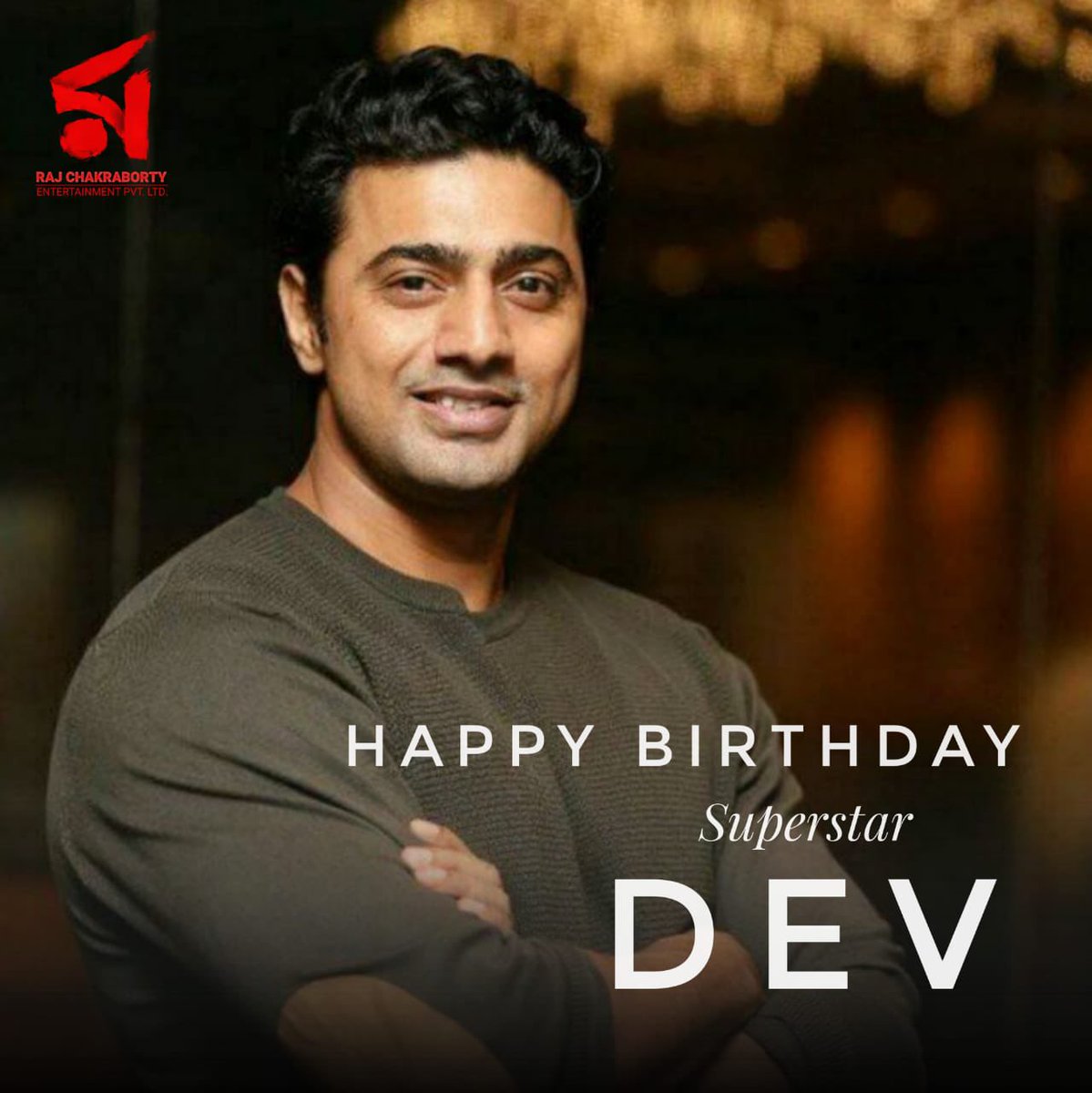 iamrajchoco's tweet photo. Happy birthday @idevadhikari 🎂🎂🥂❤️🎉🎅🏼🎄🥂 https://t.co/LzxlD13DTz