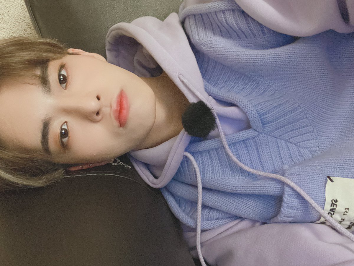NewWorld_VICTON tweet picture