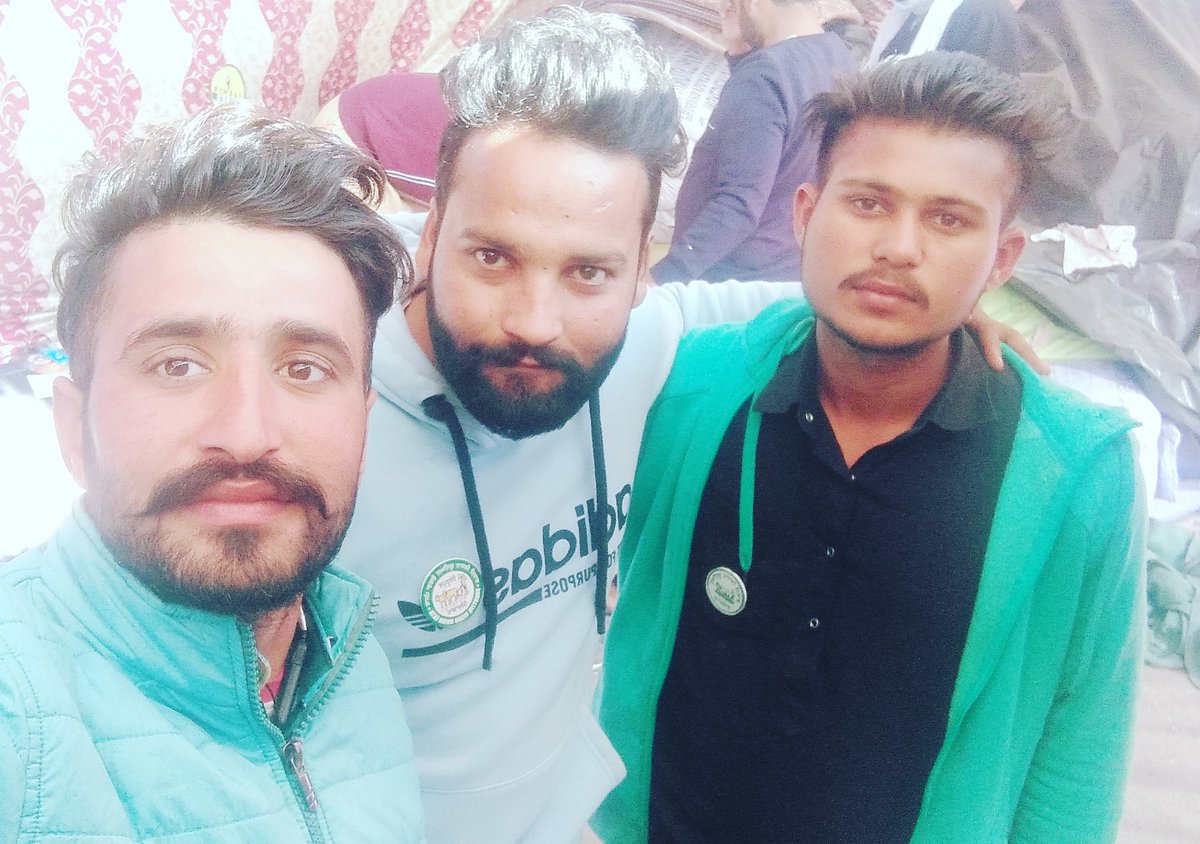 Oo7Jot's tweet photo. ਖਿੱਚ ਲੈ ਜੱਟਾ ਖਿੱਚ ਤਿਆਰੀ ਪੇਚਾ ਪੈ ਗਿਆ ਸੈਟਰ ਨਾਲ।।। 🌾
#EVM_हटाओ_किसान_बचाओ 
#FarmerProtest 
#istandwithfarmerschallenge https://t.co/BuPiNblscs