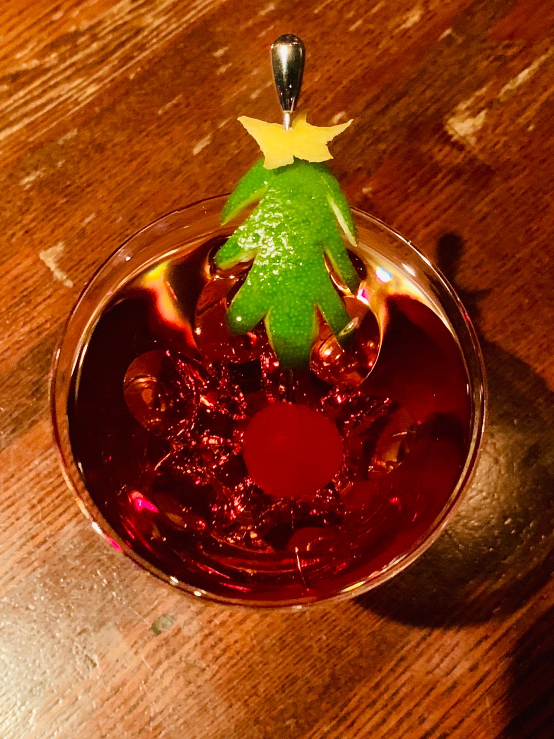 تويتر Bar Socie على تويتر メリークリスマス クリスマスという事で キャロルをご紹介します ガーニッシュは クリスマス仕様でツリーをイメージして作ってみました Carol 聖歌 賛美歌を意味します アルコールの割りに やや甘口で飲みやすいですが コクも