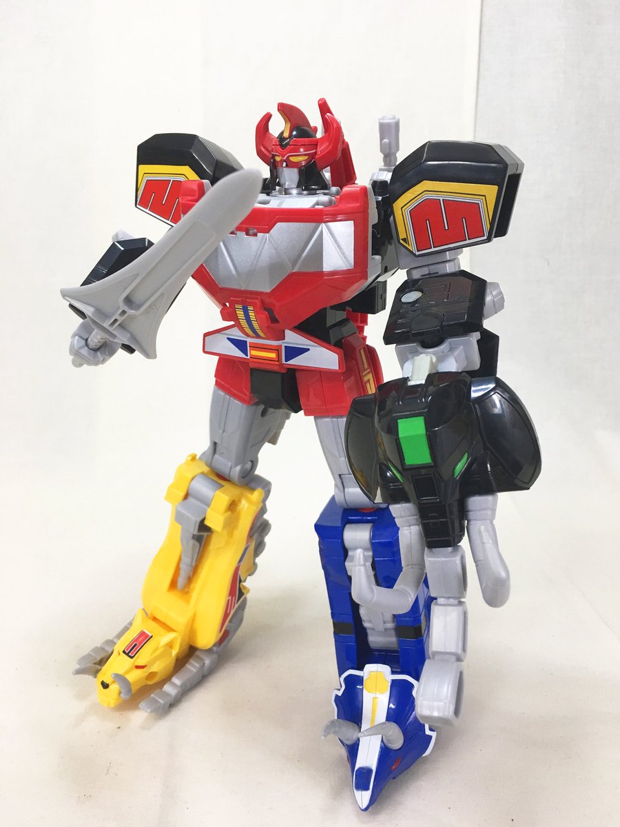 Battchi ハズブロ版 大獣神 ダイノメガゾード おぉ 結構話題になって 僕も気になってたハズブロ版の大獣神が手に入りました ちょっとレビューしたいと思いますので 是非お付き合い下さい Powerrangers Hasbro 恐竜 Battchi ハズブロ版 大獣神 ダイノメガゾード おぉ 結構話題になって 僕も気になってたハズブロ版の大獣神が手に入りました ちょっとレビューしたいと思いますので 是非お付き合い下さい Powerrangers Hasbro 恐竜