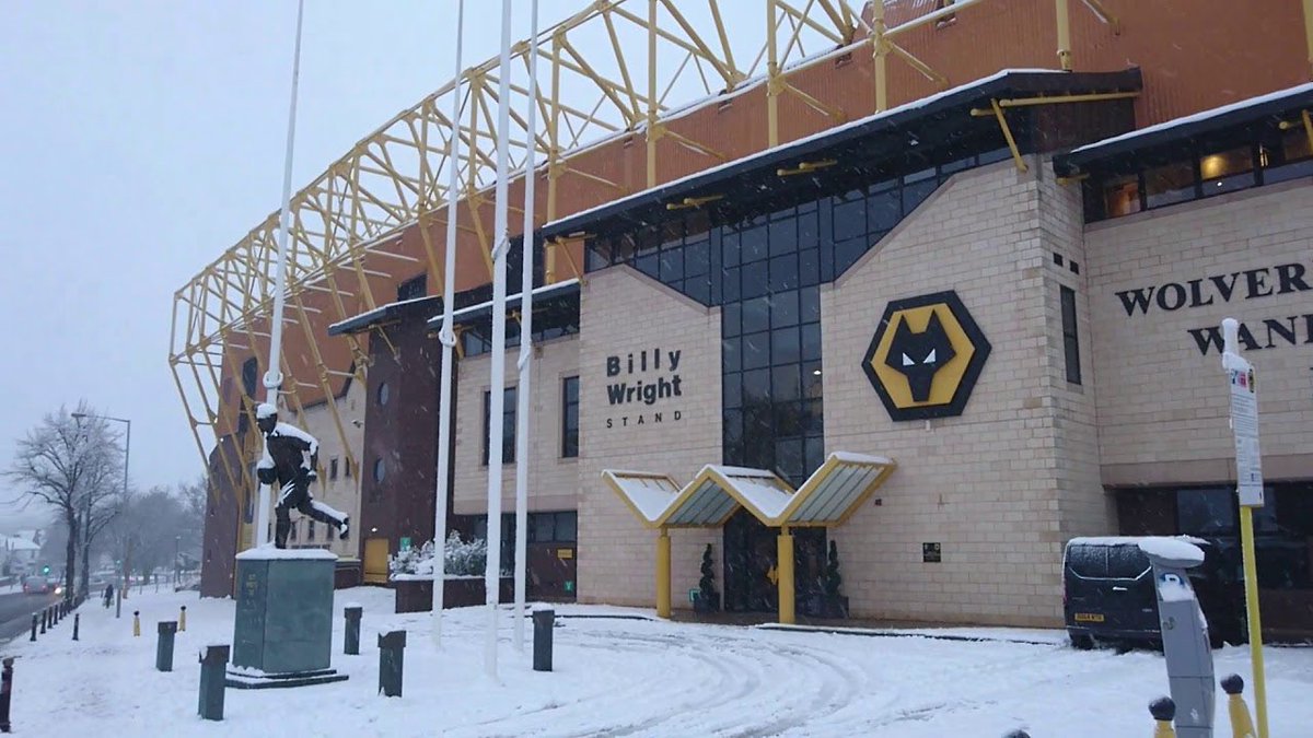 TalkingWolves's tweet image. Wishing Wolves fans around the world a very merry Christmas 🎄 

#WWFC #TalkingWolves