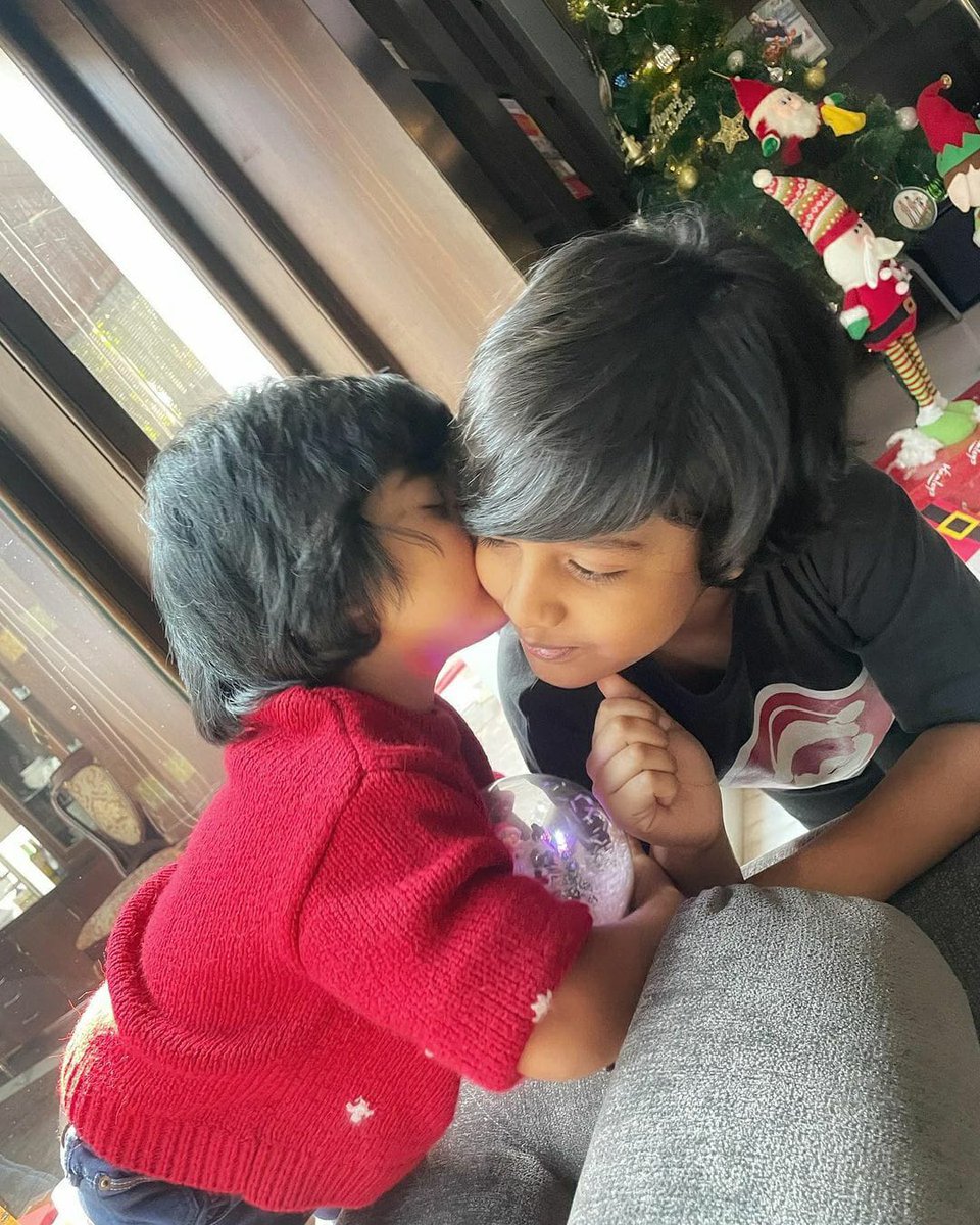 NTRFanTrends's tweet photo. Bhargava Ram &amp; Abhay Ram 😍❤️

#KomaramBheem #LittleTigers https://t.co/rijXQ85W2b