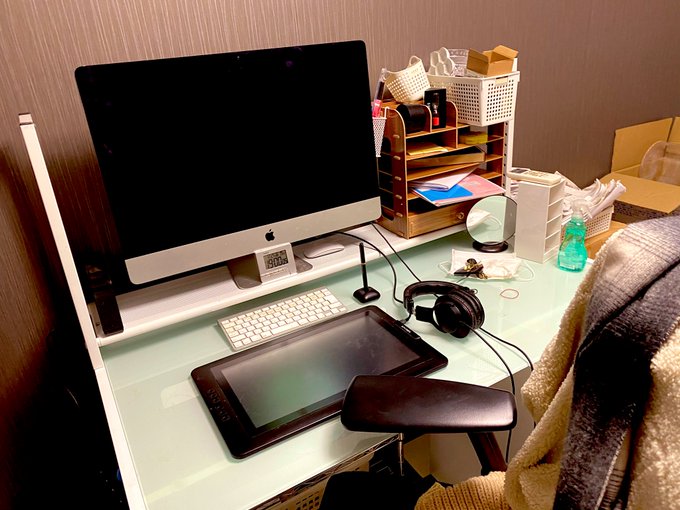 パソの設置完了〜
今だけ綺麗 