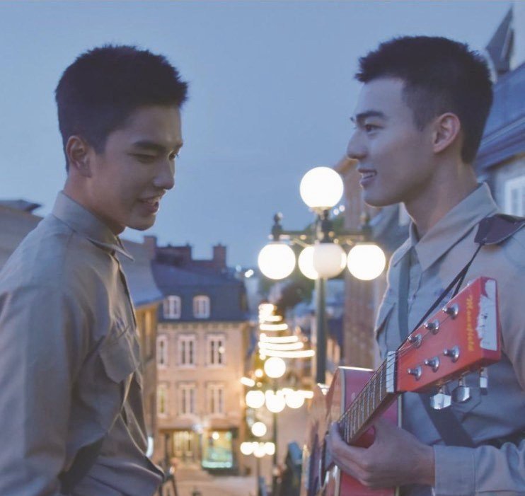 8. The main actors lived together for almost two months for the film. During this time, they exchanged journals with each other where they wrote what they wanted to tell to each other or to their characters. This helped them break the ice and relate to their characters more.