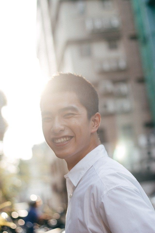 10. Tseng Jing Hua is popular for his film, Detention. Jing hua is an introverted person and describes himself as a “tsundere”. (someone who is cold but warm inside)