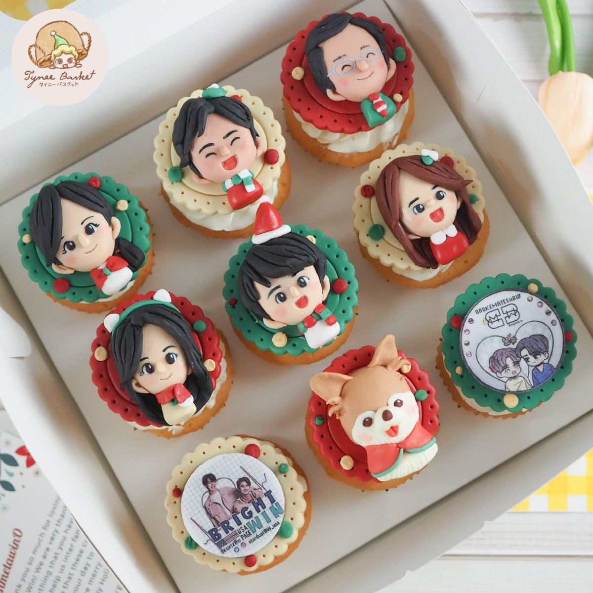 brokematesxbw's tweet photo. Close-up of the cupcakes we have sent for Win’s family and WOF 🎂🎄💚✨

Thanks @tyneebasket for these cute cupcakes 😍

#winmetawin https://t.co/BEkZNcgFEB