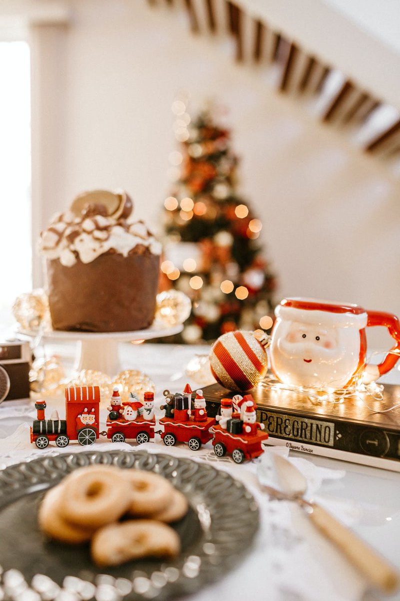 #MerryChristmas from everyone at Kelowna Actors Studio! Enjoy a magical holiday!