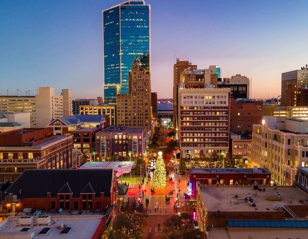 Merry Christmas, Fort Worth! ❤️ 
📷  by Joseph Sullens