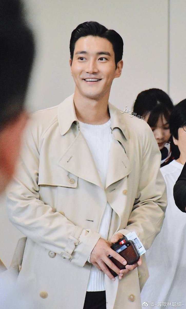 siwon pics (@dailysiwon) on Twitter photo 