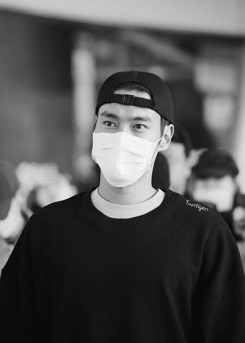 siwon pics (@dailysiwon) on Twitter photo 