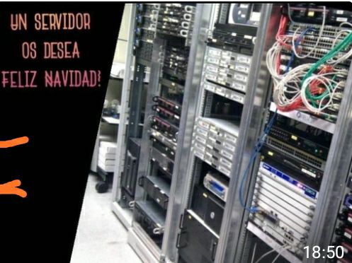 Vamapro1's tweet photo. Feliz Navidad! Bon Nadal! Molts d'anys! #dida1920 https://t.co/9bth1mWyAw