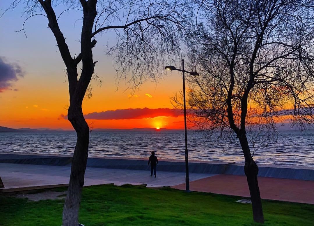Şuraya bomba düşse sayfa yok olur