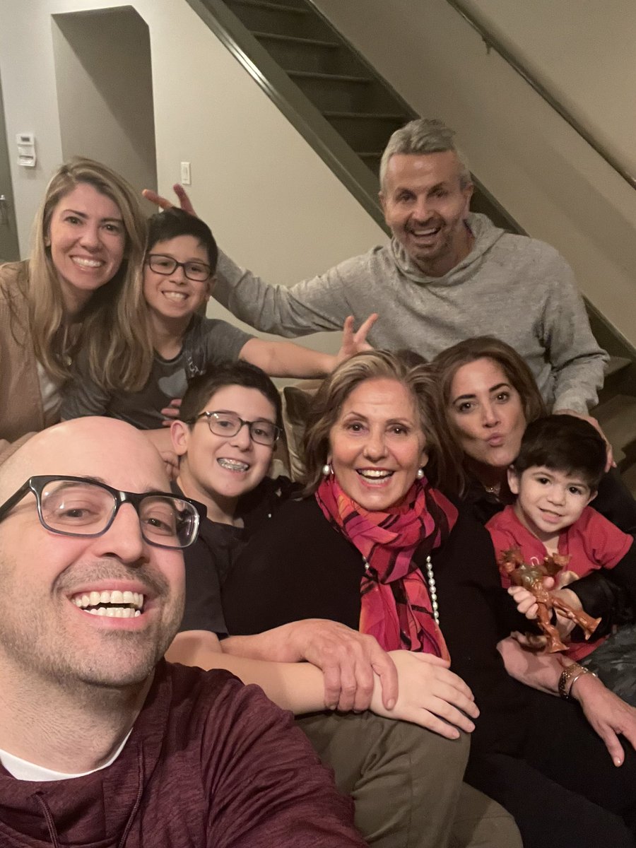 KlopasStratton's tweet photo. Happy Holidays from The Stratton + Klopas homes! #MerryChristmas2020 #weallhadcovidtests #klopasstrattonteam https://t.co/wHMnRluOVh