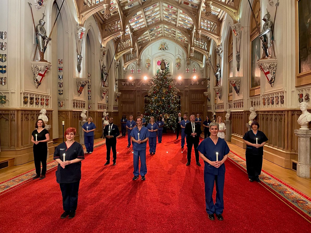 LG_NHS's tweet image. We are so proud of our colleagues in @Choir_NHS who sang on the Queen’s Christmas Broadcast today. Such a beautiful and moving performance, and a lovely tribute to all of the #NHSheroes in our Trust and across the whole #NHS 

@RoyalFamily #QueensSpeech #LoveYourNHS