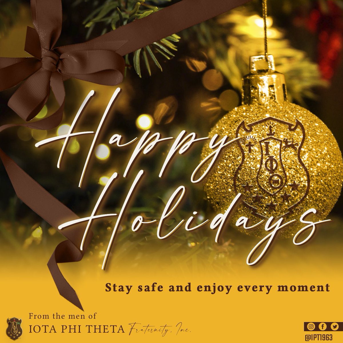 IPT1963's tweet image. Happy Holidays from ours to yours! Stay safe and enjoy every moment. #happyholidays #ipt1963