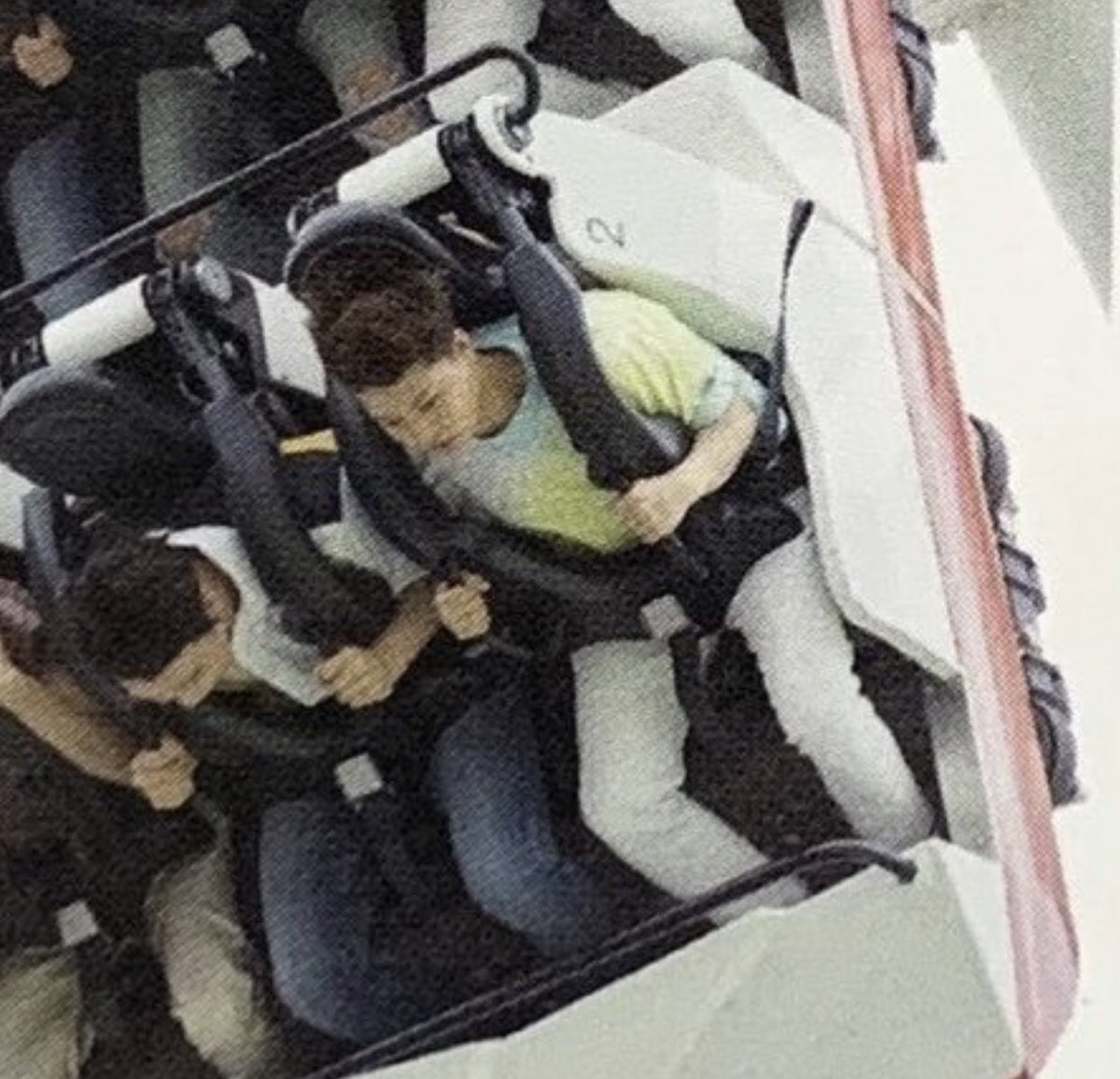 jakethetect's tweet photo. รู้อยู่ว่าเมนเป็นคนไม่ค่อยกลัวอะไร แต่ก็ไม่คิดว่าจะขนาดนี้ มุนแทอิล5555555555555555555555555555555555555 https://t.co/nX2OFrsy0b