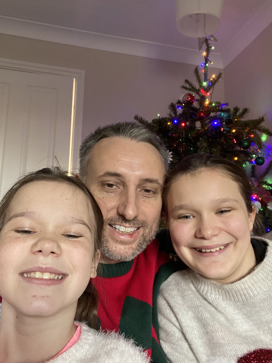 Merry Christmas from me and my gorgeous girls. Thank you to my family and friends for all the support the last few weeks xx