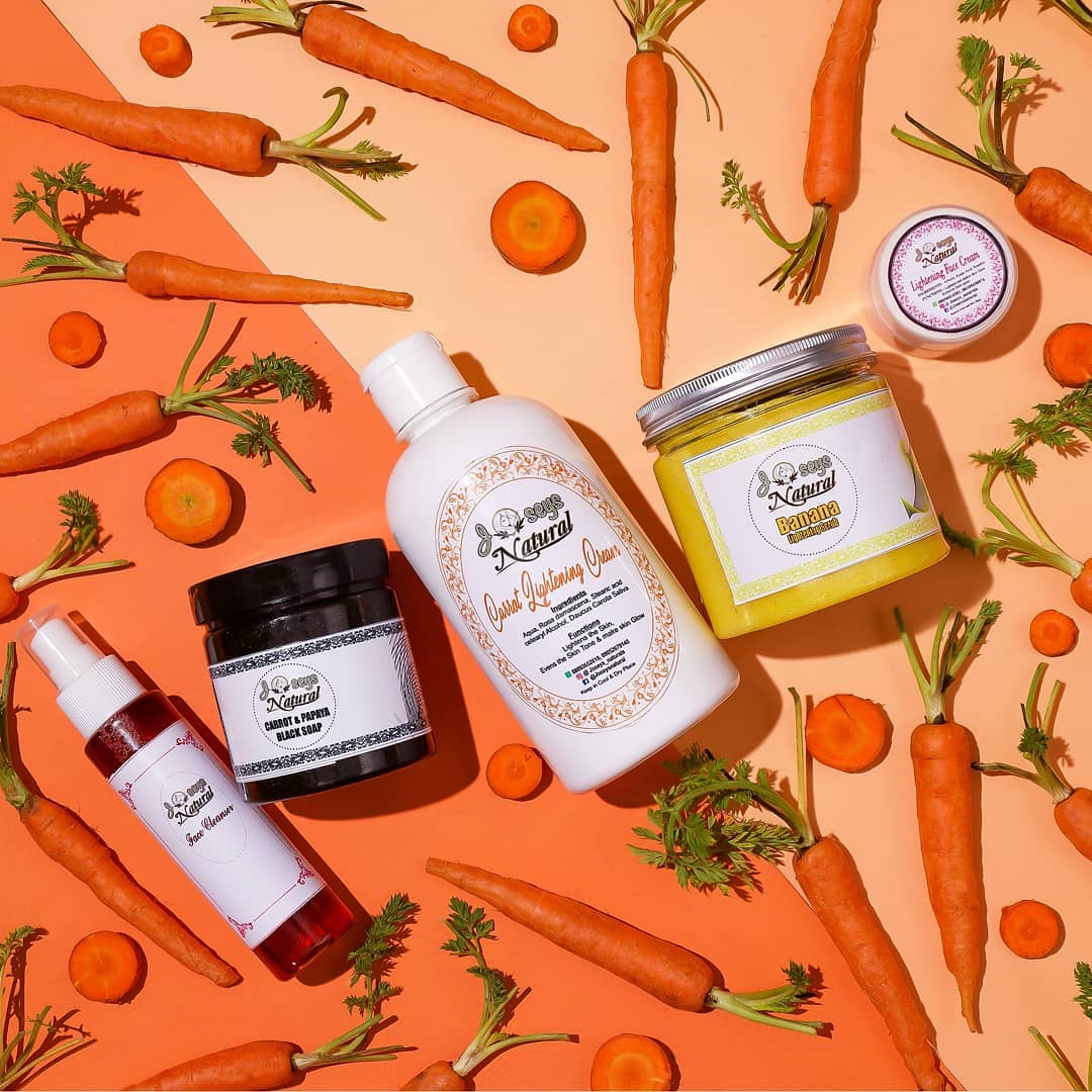 MazbriCreative's tweet photo. 🥕🥕🥕🥕🥕🥕🥕 more carrots pls 😊😊
Client feature: #joseysnatural 
Photography &amp; Editing: 
@MazbriCreative

#nigeriancreative #productphotography #contentcreator #flatlay #mazbricreative⠀⠀ https://t.co/94DXwO8Jnv