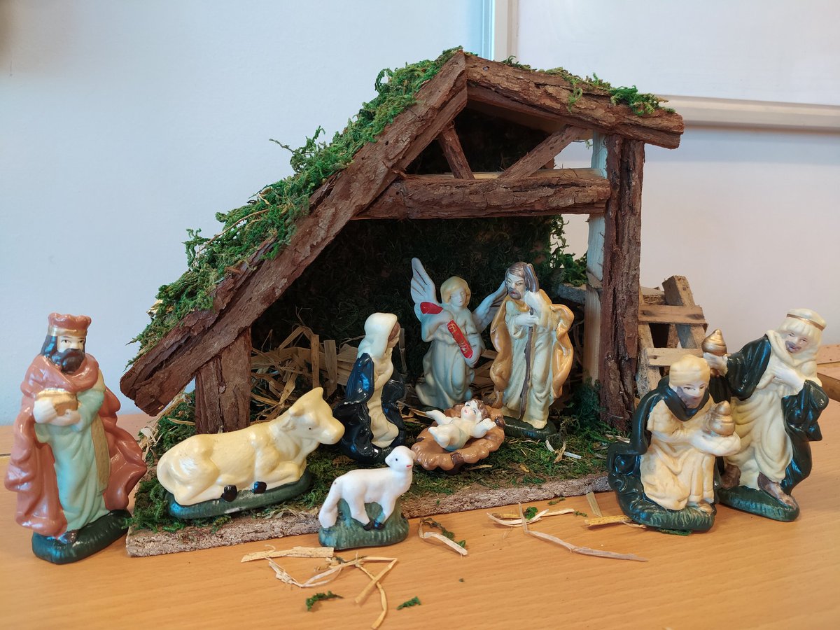 StMattsRE's tweet photo. Merry Christmas! Rejoice! "For there is born to you, this day, in the city of David, a Saviour, who is the Messiah, the Lord"!
Best wishes to you and your family, from the RE department!
#christmas #saviourisborn #rejoice https://t.co/69UzcrR4gR
