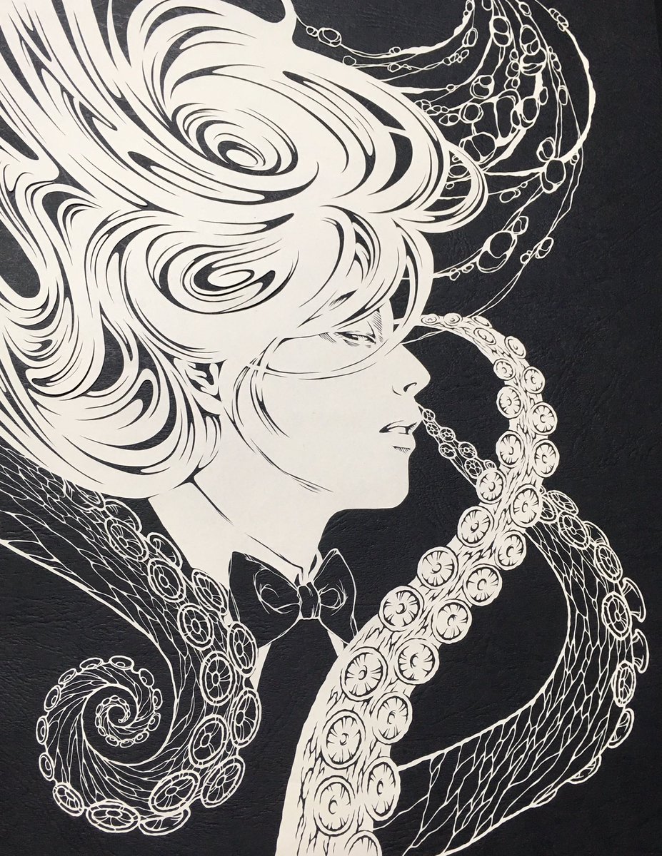 #貴方の世界観を詰め込んだ作品を見せてください
#切り絵

世界観というより… 
