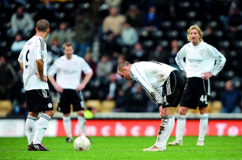 Setelah melalui 14 laga, Sheffield United baru mengumpulkan dua poin. Catatan ini lebih rendah dari Derby County pada musim 2007/08, yang memiliki enam poin dari laga yang sama.  #IMC