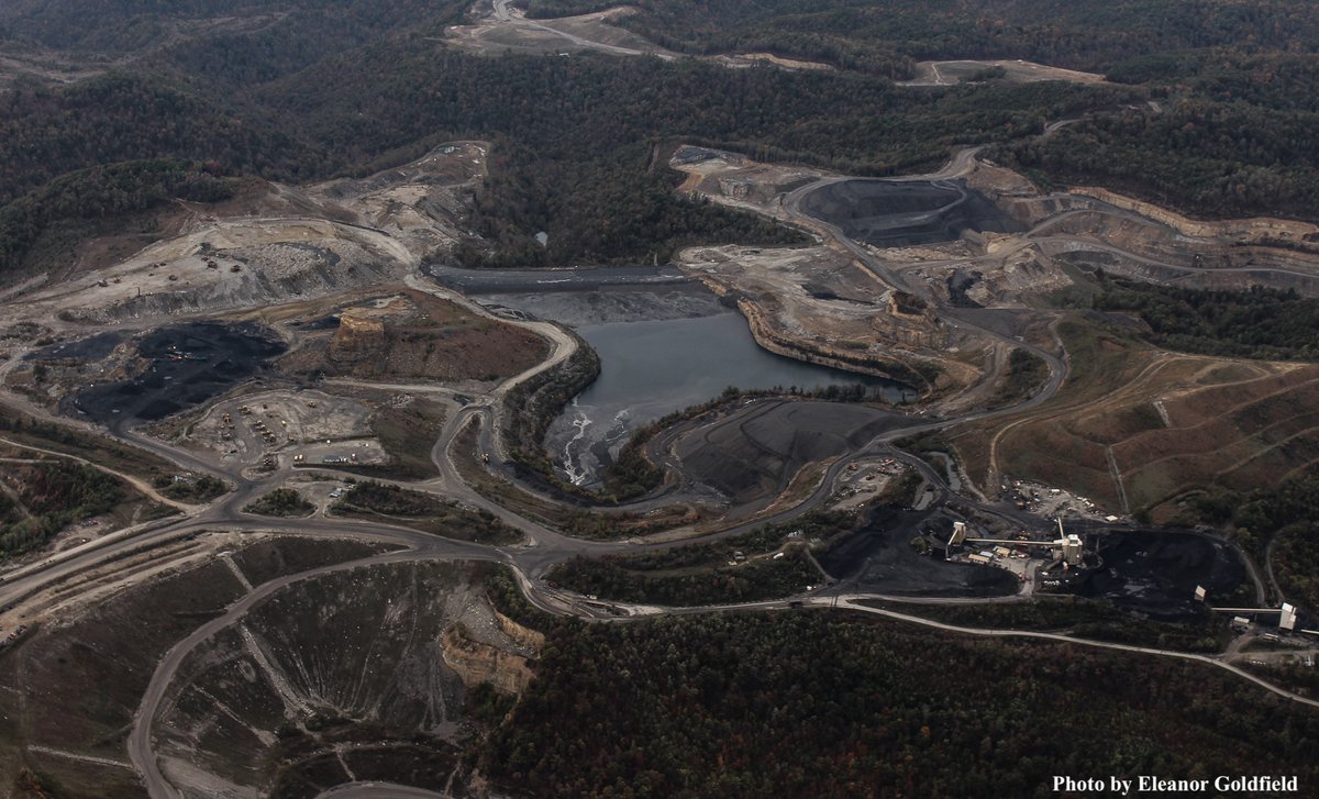 RadicalEleanor's tweet photo. A side-by-side. One the left, the Rocky Mountains in Alberta. On the right, how they will look if plans for MTR go ahead.
Having seen it from above and from the ground, I can tell you that MTR destroys EVERYTHING in its wake.
#StopAlbertaMining #NoCoal #StopMTR https://t.co/aItBv4t3CQ