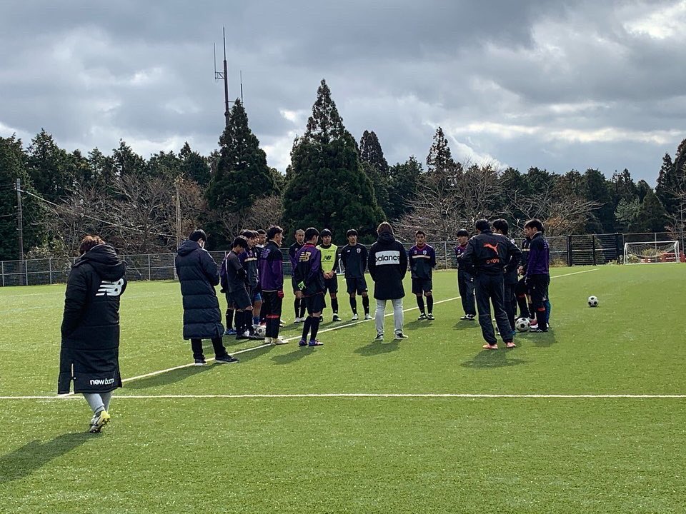 Kyubunfc's tweet photo. 明日から新人戦の市予選が始まります。
選手達が日々成長している事をスタッフは知ってます。
ただ、それを証明するチャンスはピッチ上にしかありません。
一瞬一瞬を大切にし、明日は最高のパフォーマンスを。

#kyubunfc 
#九州文化学園高等学校サッカー部 
#長崎から世界へ https://t.co/Tr3ZOz2hPv