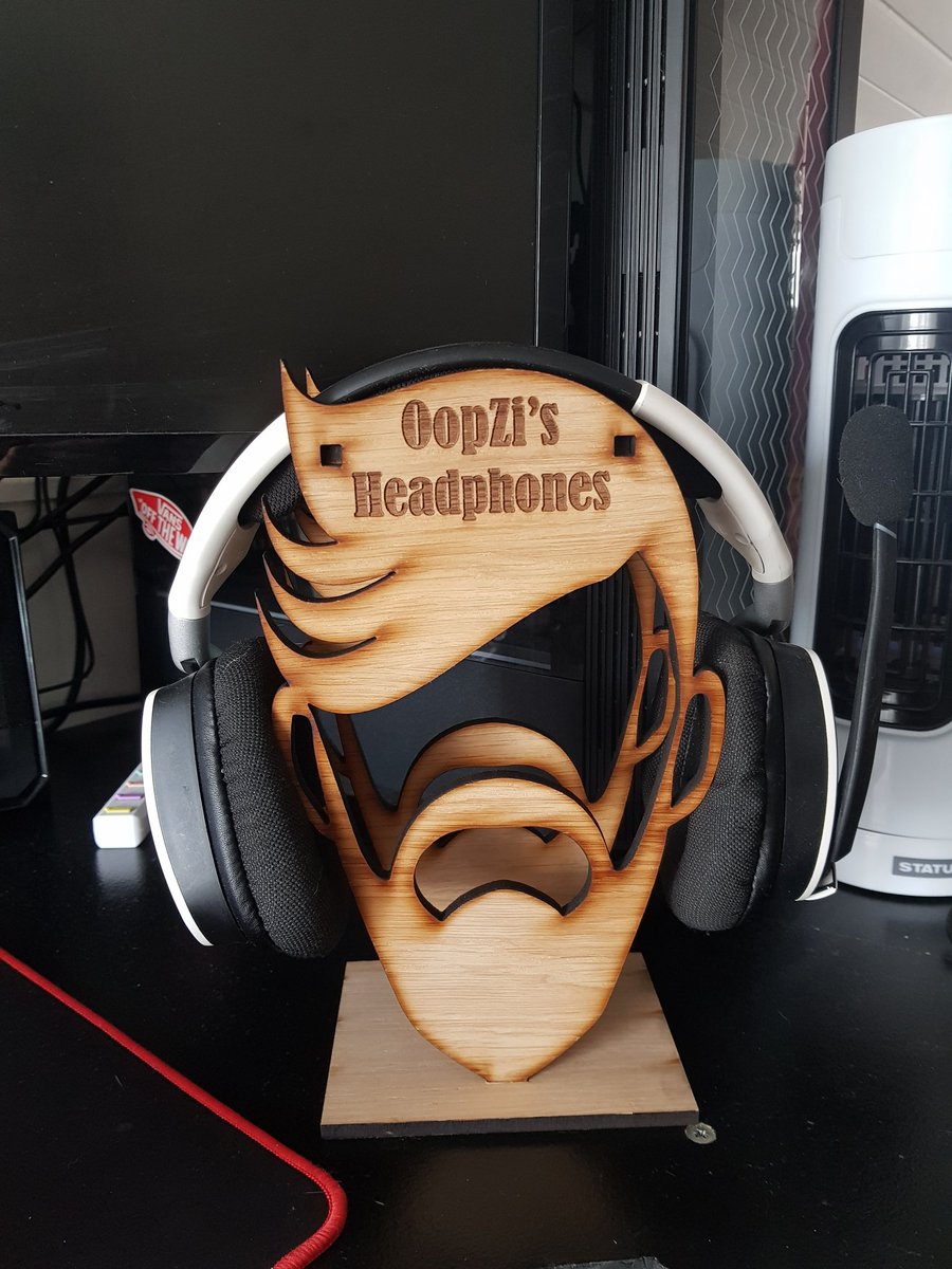 oop_zi's tweet image. Nice little Pressie from the wife :D 
Love it!! 
#OopZi
#MerryXmas 
#smallstreamer